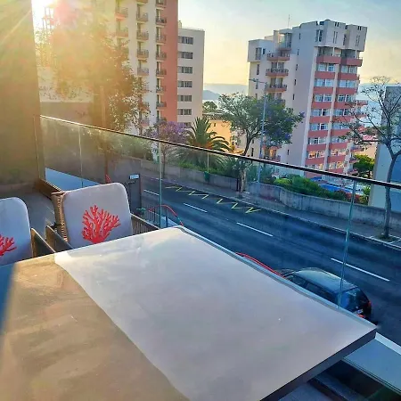 Apartmán Infinito Azul - Moderno Elegante Com Piscina