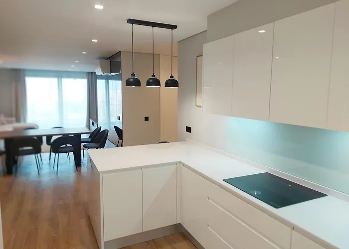 Infinito Azul - Moderno Elegante Com Piscina * 푼샬