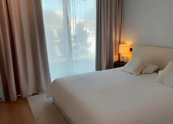 아파트 Infinito Azul - Moderno Elegante Com Piscina