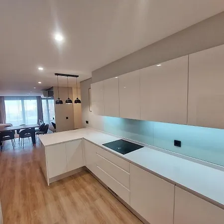 Infinito Azul - Moderno Elegante Com Piscina Appartement