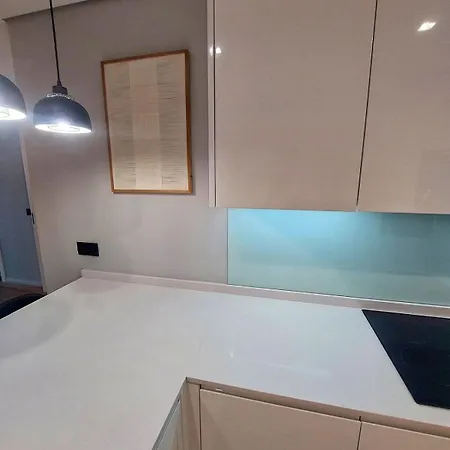 Infinito Azul - Moderno Elegante Com Piscina *