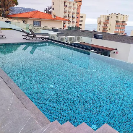 公寓 Infinito Azul - Moderno Elegante Com Piscina 丰沙尔