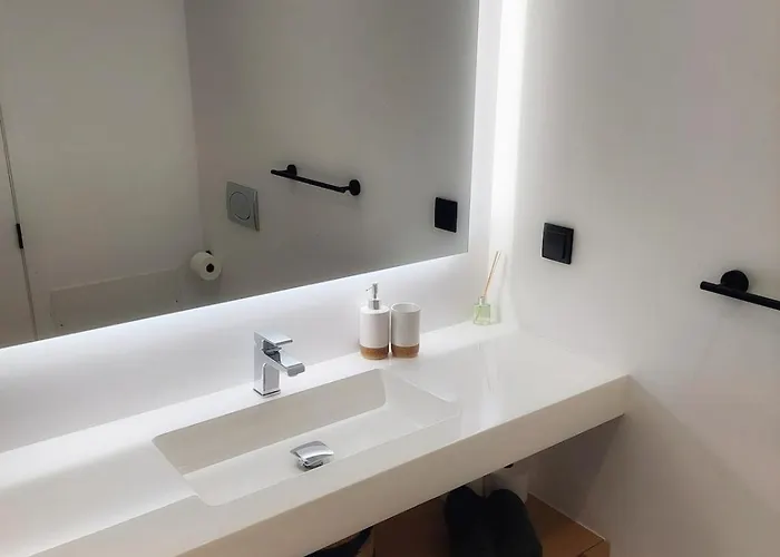 Infinito Azul - Moderno Elegante Com Piscina * フンシャル