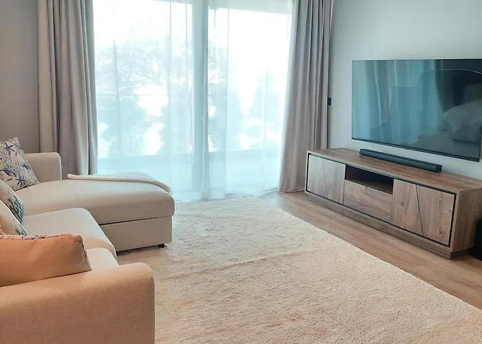 Infinito Azul - Moderno Elegante Com Piscina Φουνκάλ